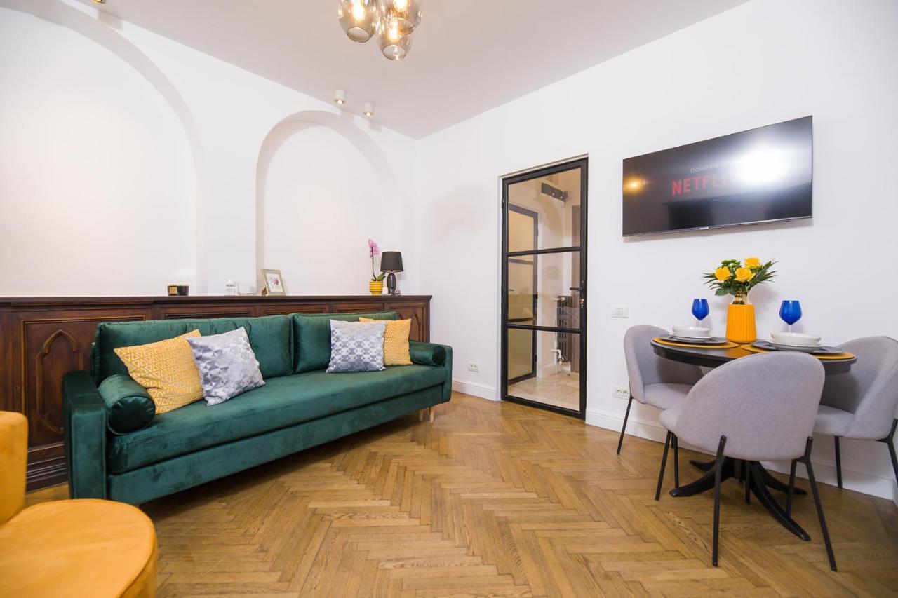 Bucharest Central Apartment Inter Luaran gambar