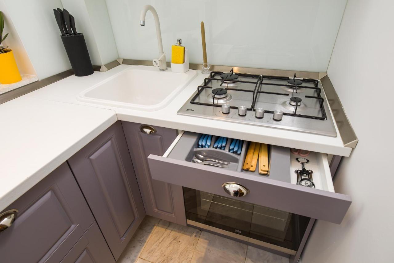 Bucharest Central Apartment Inter Luaran gambar